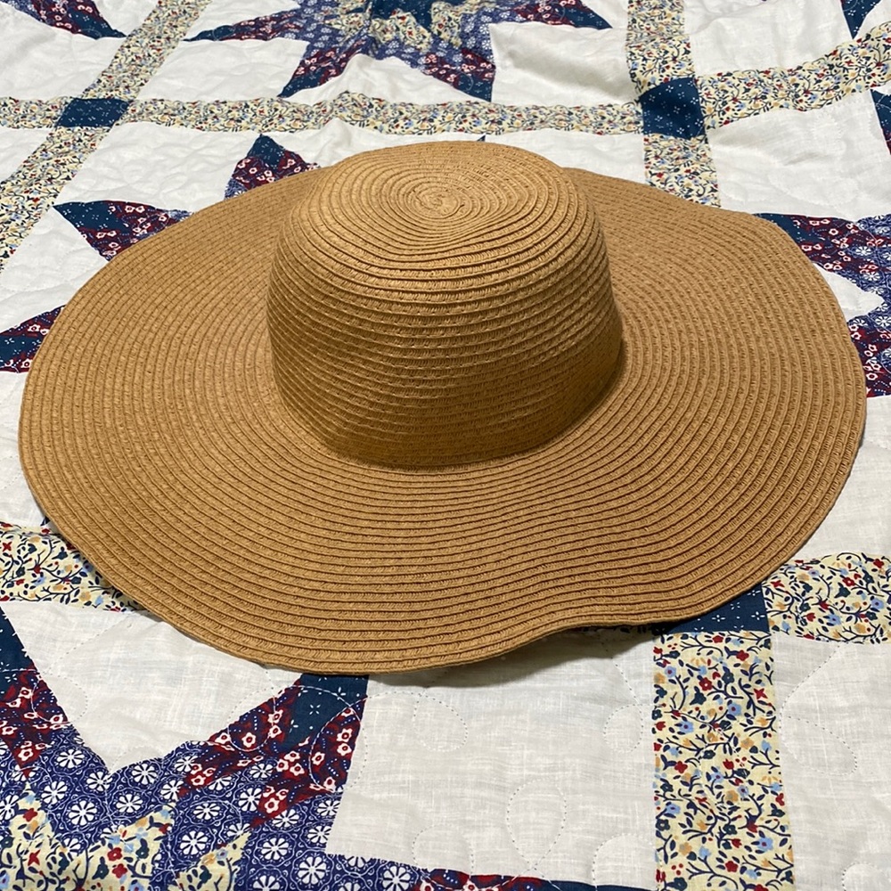 Old Navy sun hat